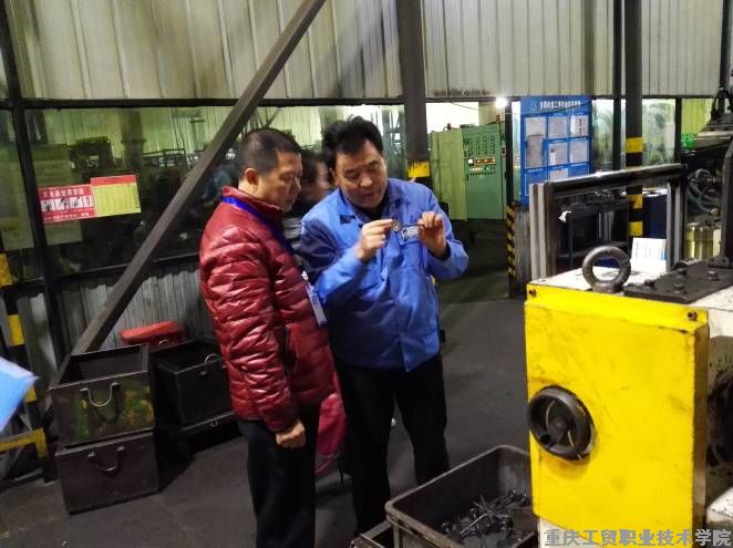 我院机电工程系深入企业看望顶岗实习学生